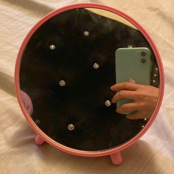 Vanity Mirror - Picture 1 of 2